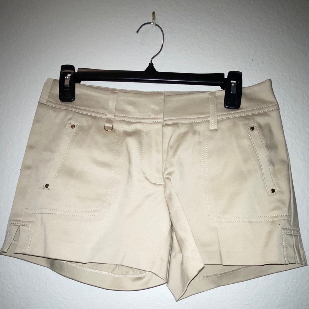 Tan Short by Cache